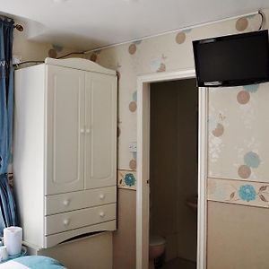 Large Twin Room